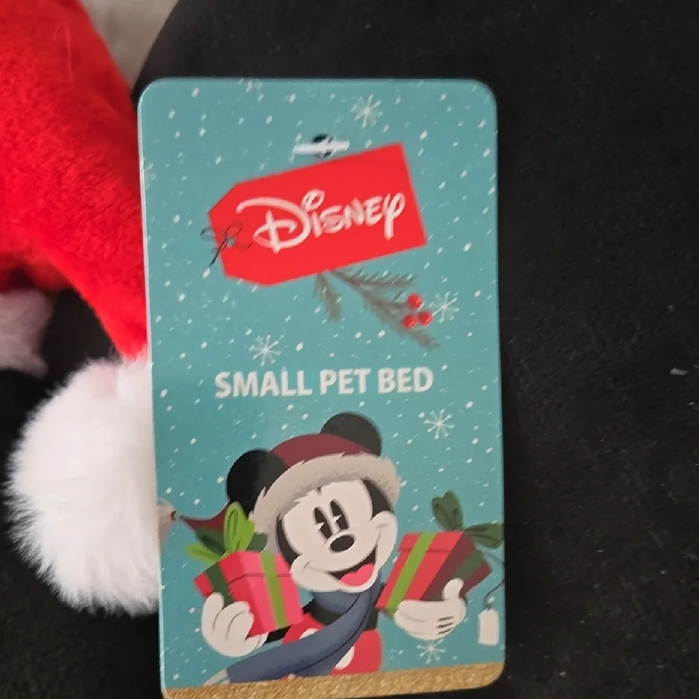 Disney Mickey Mouse Pet Bed - Black and Red